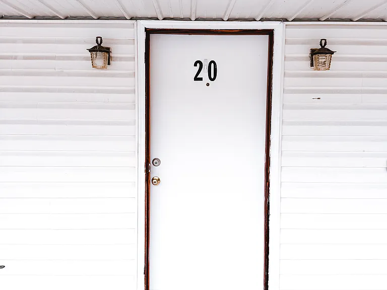 224 E Pitt St #20 — Photo 16
