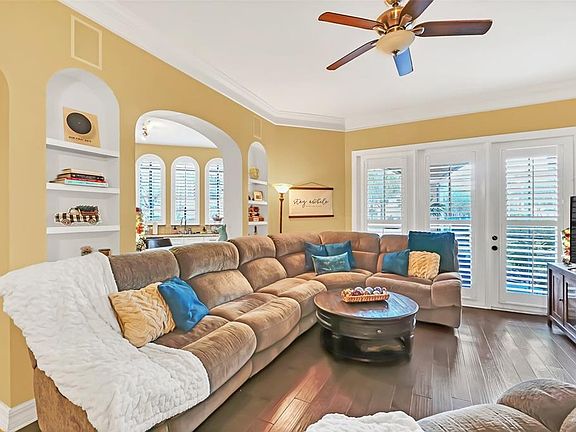 4th image of 513 MIRASOL CIRCLE #101