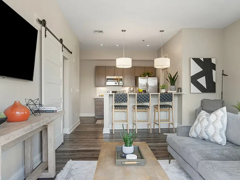 The Flats on Archer - Ask About Our Move-In Specials! — Photo 30