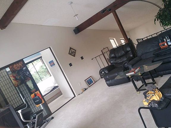 2nd image of 12126 SE 44th Pl