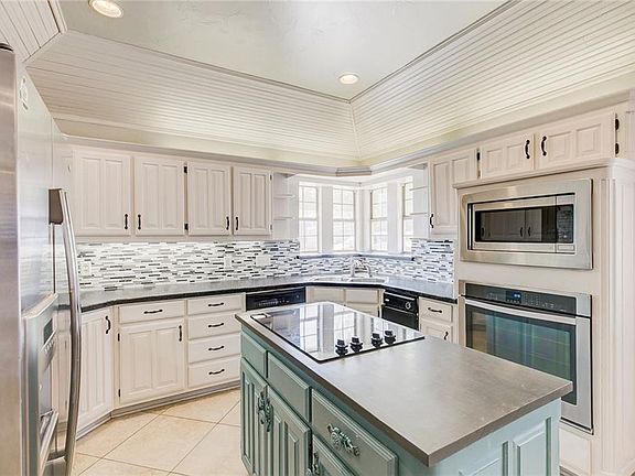 2nd image of 6608 Nantucket Ln