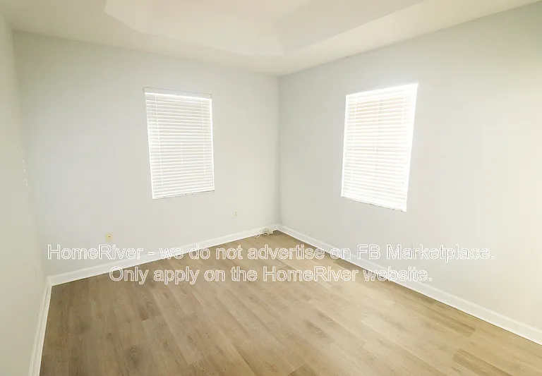 230 SE 29th Ave #3 — Photo 12