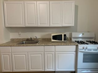 27 Shaw St #1, Lowell, MA 01851