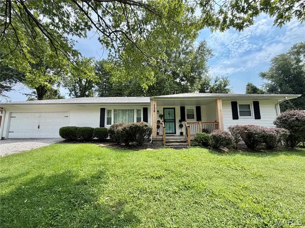 118 Alice Dr, O'Fallon, IL 62269