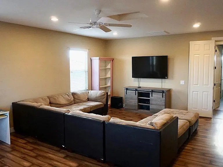 2267 E Tomahawk Dr — Photo 52