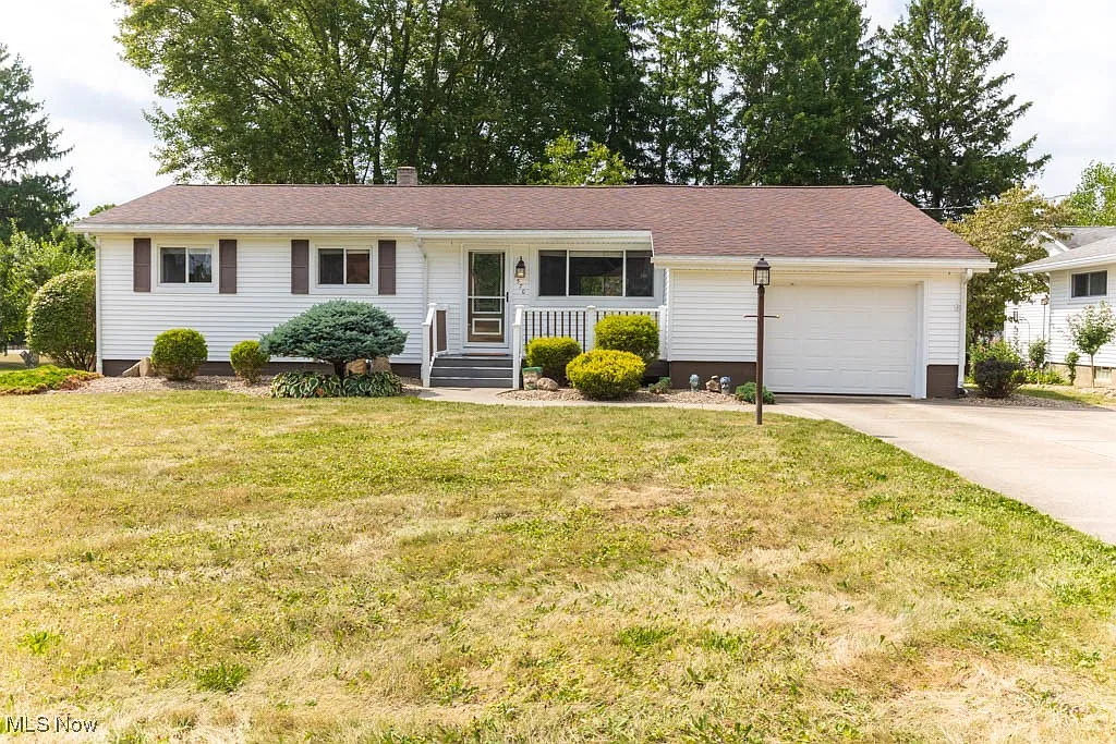 1570 Alcorn Dr photo 1