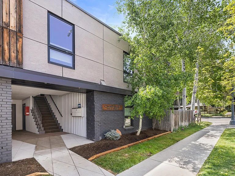 250 S Original St #B — Photo 16