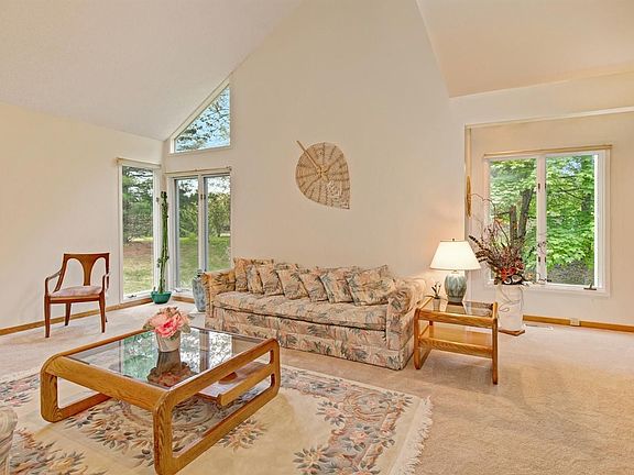 5th image of 5975 Fox Hollow Ct
