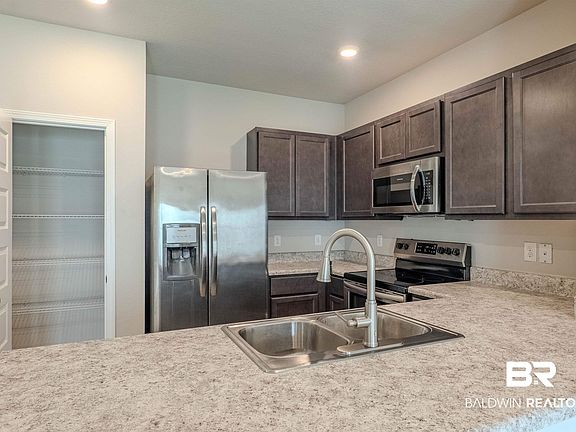 5th image of 25806 Pollard Rd APT 32