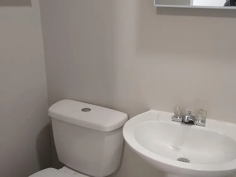 17 Davis St #2R — Photo 7