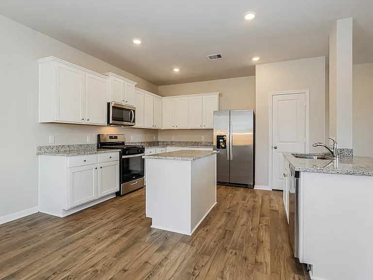 15582 Caramel Springs Dr — Photo 8