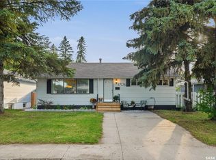 1706 Ewart AVENUE, Saskatoon, SK S7H 2L2