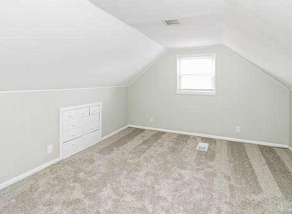 5th image of 5633 Green Acres Ct