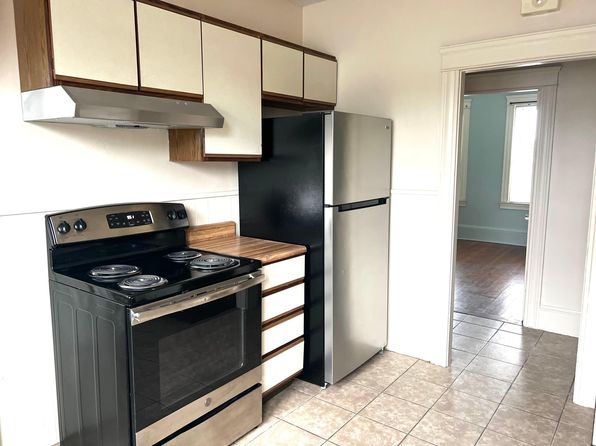 85-87 Marbury Ave