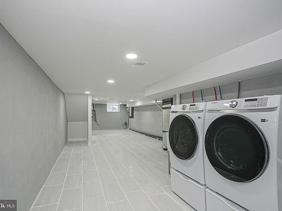 4th image of 2642 S 15th St