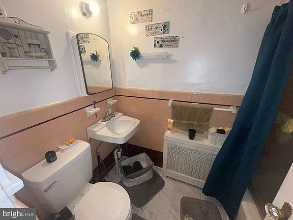 5th image of 1432 67th Ave
