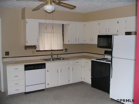 4th image of 8923 Valley View Dr