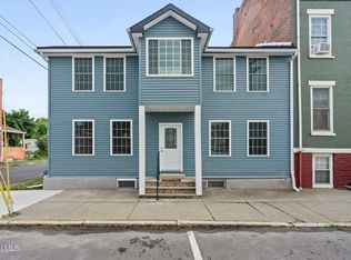 16 Broad Street, Waterford, NY 12188