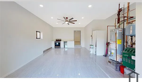 37 Lakeshore Dr — Photo 9