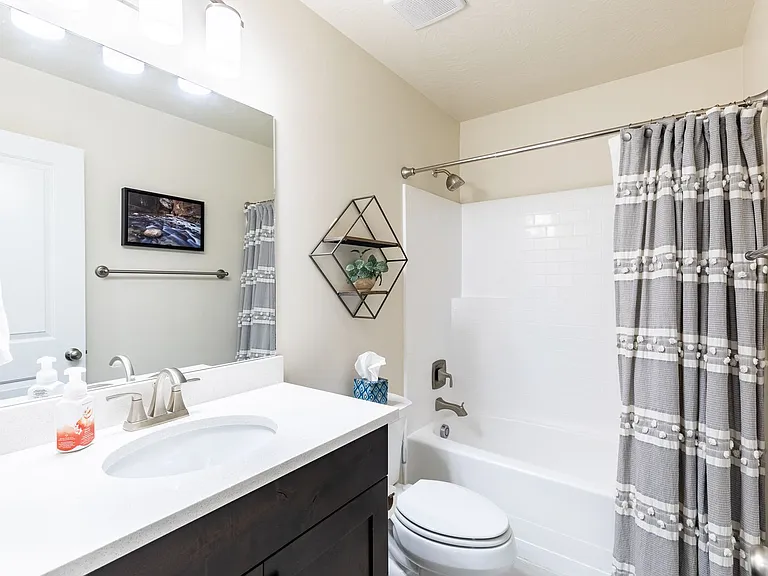 1212 N Bello Aly — Photo 33