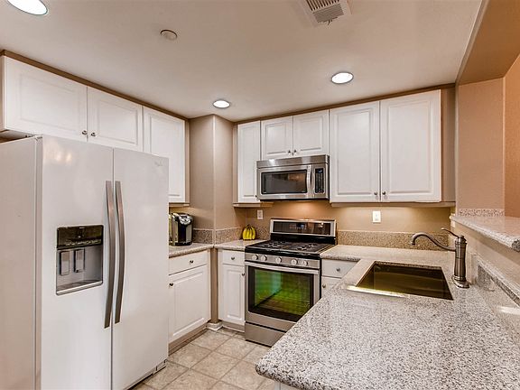 4th image of 760 Portside Pl