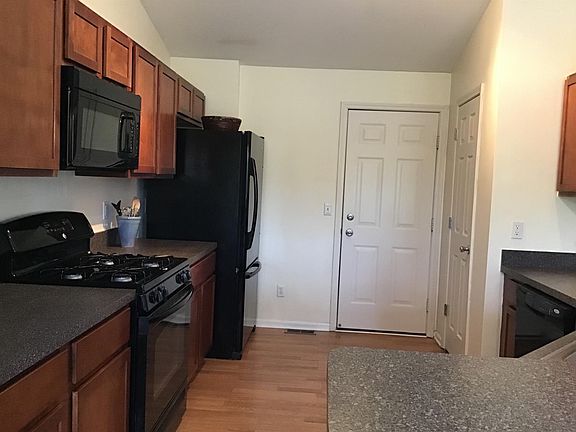 2nd image of 7320 Essex Dr
