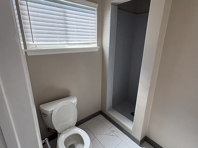 1531 Sansinena Ln — Photo 7