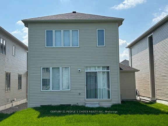 3rd image of 419 Black Cherry Cres