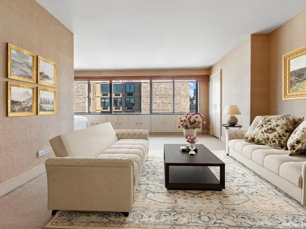 1065 Park Avenue image 1 of 10