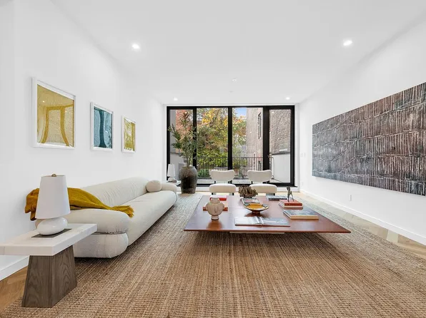 126 Washington Ave, Brooklyn, NY 11205