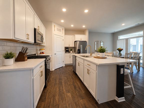 2nd image of 1200 Redtail Cir