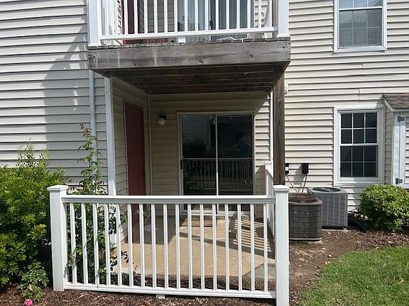 1st Floor Condo w. Storage closet and patio.