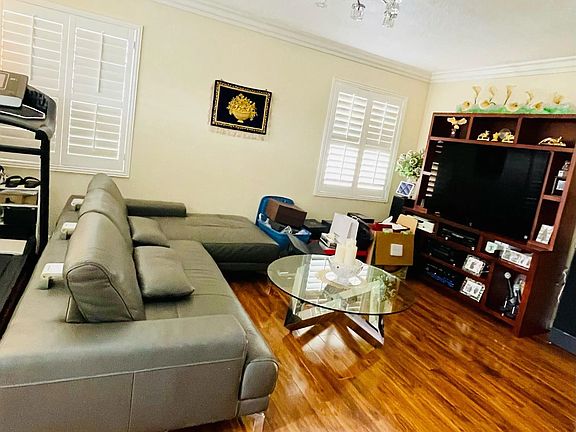 2nd image of 5314 Streamview Dr