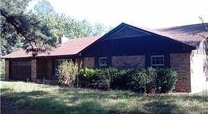 2nd image of 11759 Mooringsport Rd