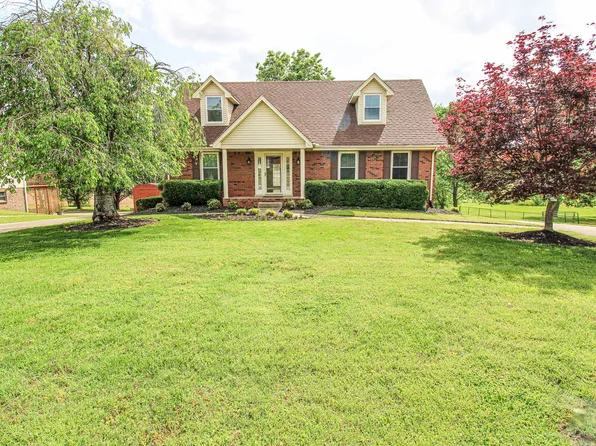 1408 Honeysuckle Ln, Clarksville, TN 37040