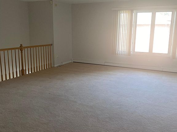 4th image of 113 Mansion Ave #2