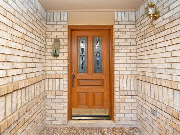 3 Bedroom, 2 bath home located in Edinburg Texas