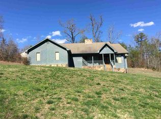 1418 Golf Course Rd, Newport, TN 37821