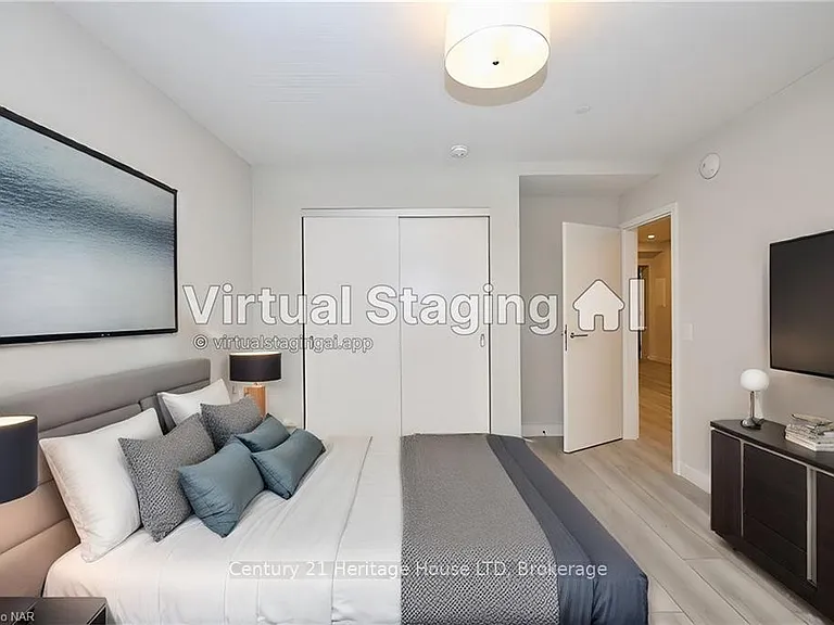 118 West St #704 — Photo 17