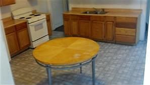 4th image of 3126 Savoy Pl