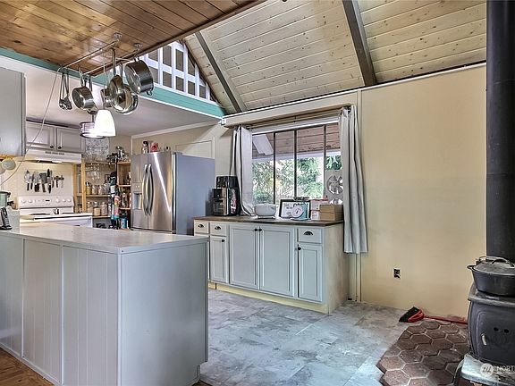 5th image of 21819 E Terra Lane SE