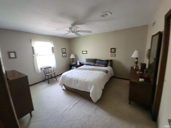 4th image of 216 Cochise Ct