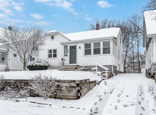 142 Lowell Ave NE, Grand Rapids, MI 49503