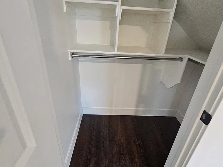 725 N 150 E #1 — Photo 2