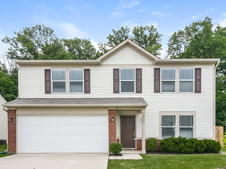 3423 Grove Berry Ln — Photo 1