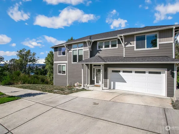 2203 Seringa Avenue, Bremerton, WA 98310