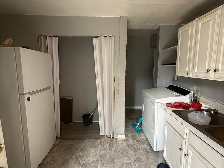 655 Ivy Ave — Photo 6