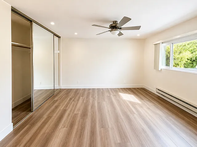 4645 Park Dr — Photo 14