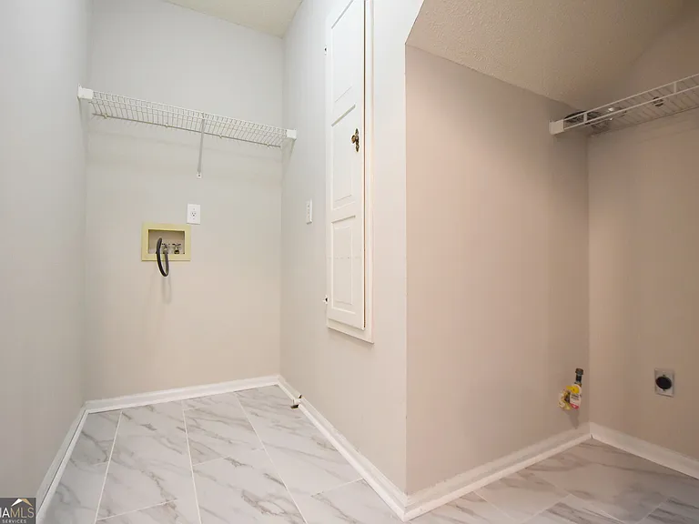 115 S Fairfield Dr — Photo 35