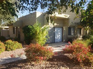 5843 Los Coyotes Dr, Palm Springs, CA 92264